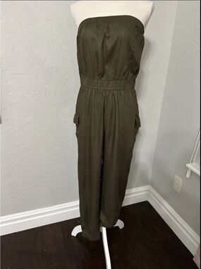 NWT Strapless/Sleeveless Dark Green Jumpsuit, Sz M, By Full Circle Trends